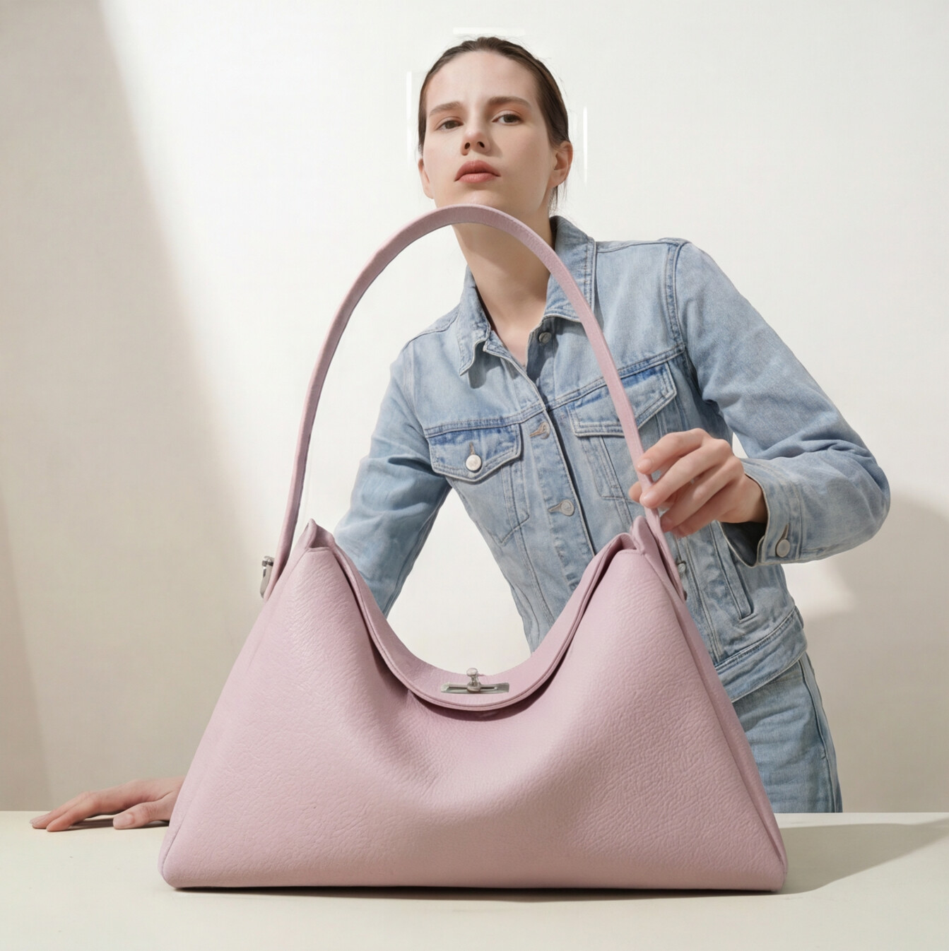 Dufalo™ Muse Heritage Tote | Genuine Leather Handbag